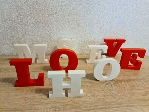 Lettres décoratives 10cm (au choix)